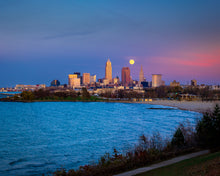 Load image into Gallery viewer, 'Great City...on a Great Lake'