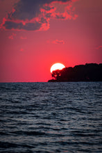 Load image into Gallery viewer, &#39;North Shore&#39;